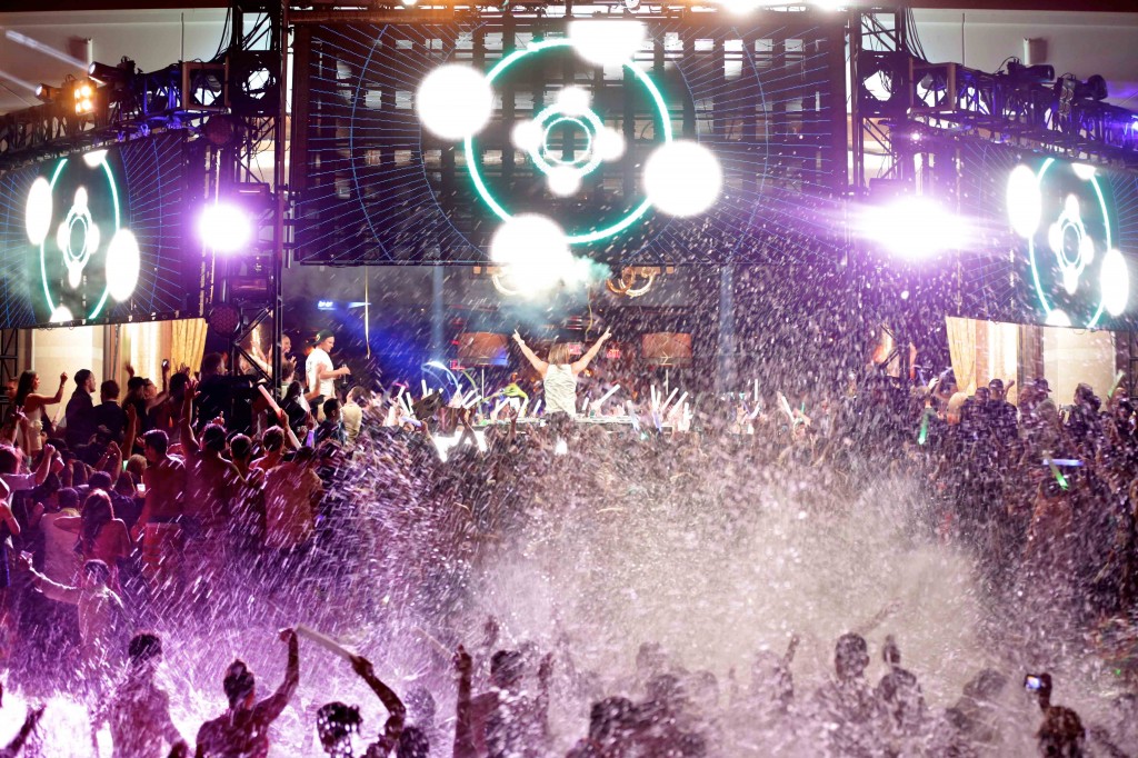 David Guetta at XS Nightswim